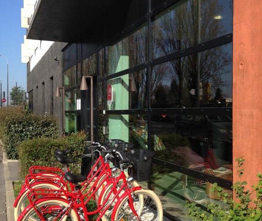 Photo of Others in Velizy-Villacoublay