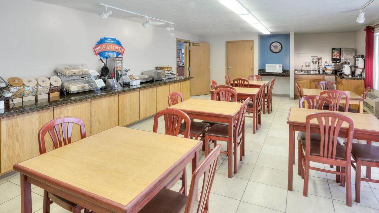 Photo of Livingroom in Tri-Cities