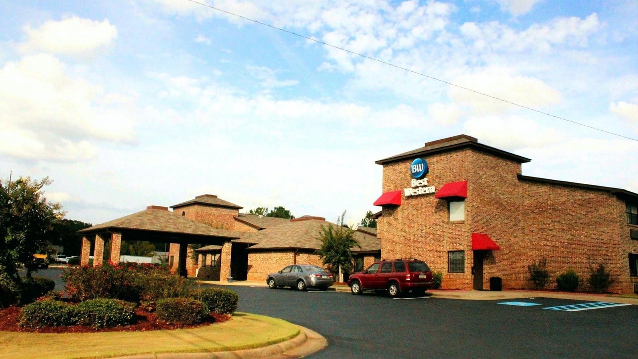 Photo of Buildings in Opelika