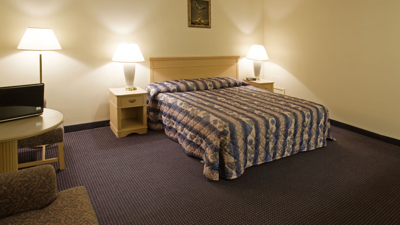 Photo of Bedroom in Giddings
