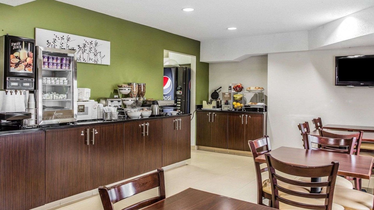 Photo of Livingroom in Greenville - Spartanburg