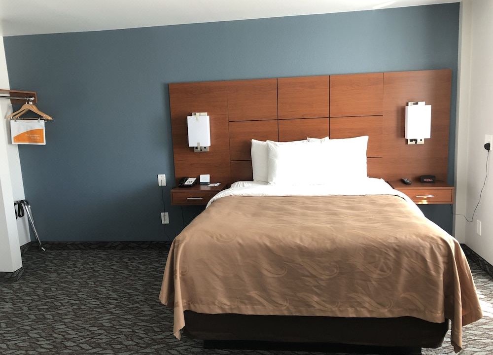 Photo of Bedroom in Calcium