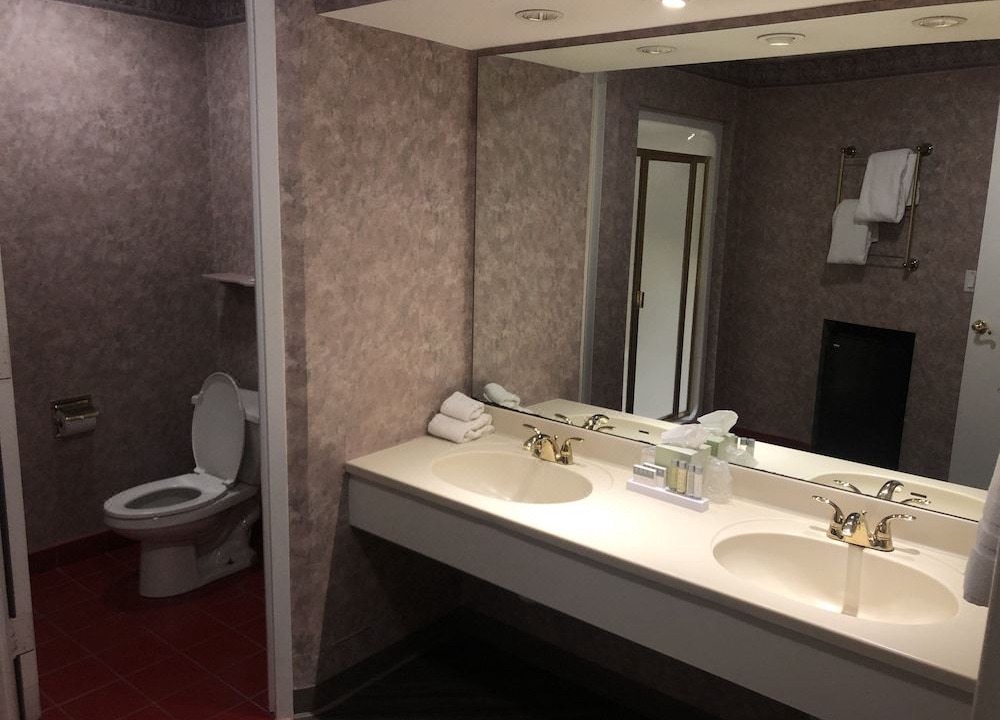 Photo of Bathroom in Cresco