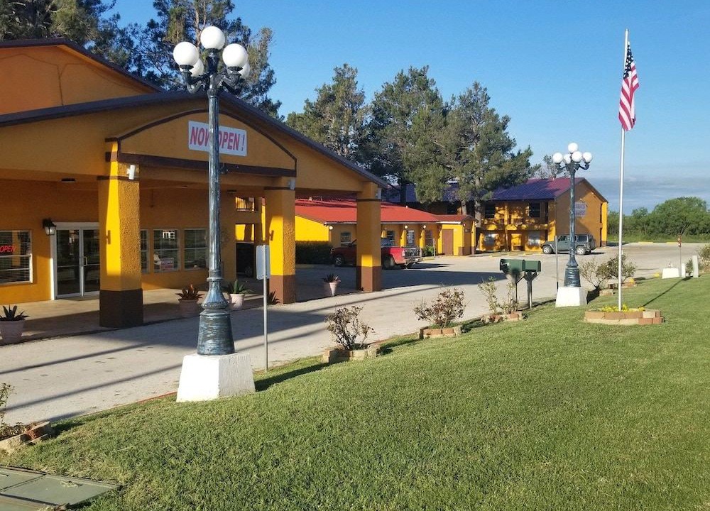 Photo of Buildings in Sweetwater