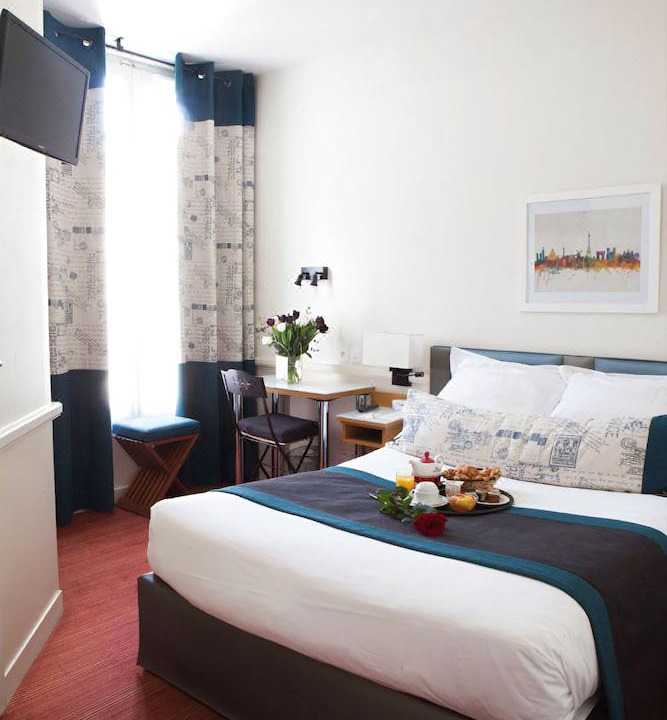 Photo of Bedroom in 13th Arrondissement
