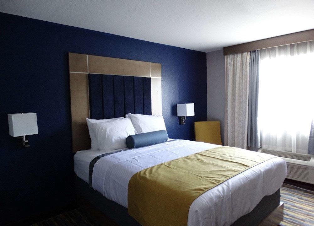 Photo of Bedroom in DeWitt