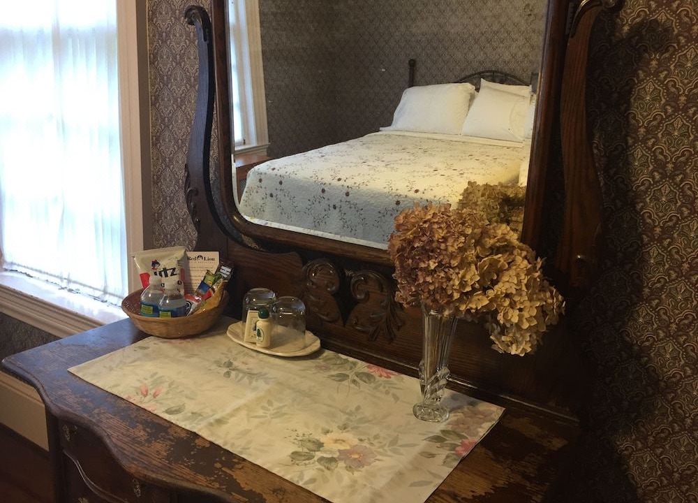 Photo of Bedroom in Red Lion