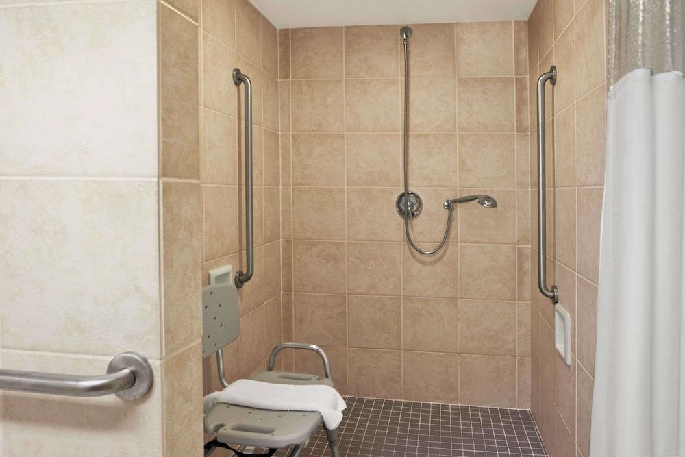Photo of Bathroom in Saginaw