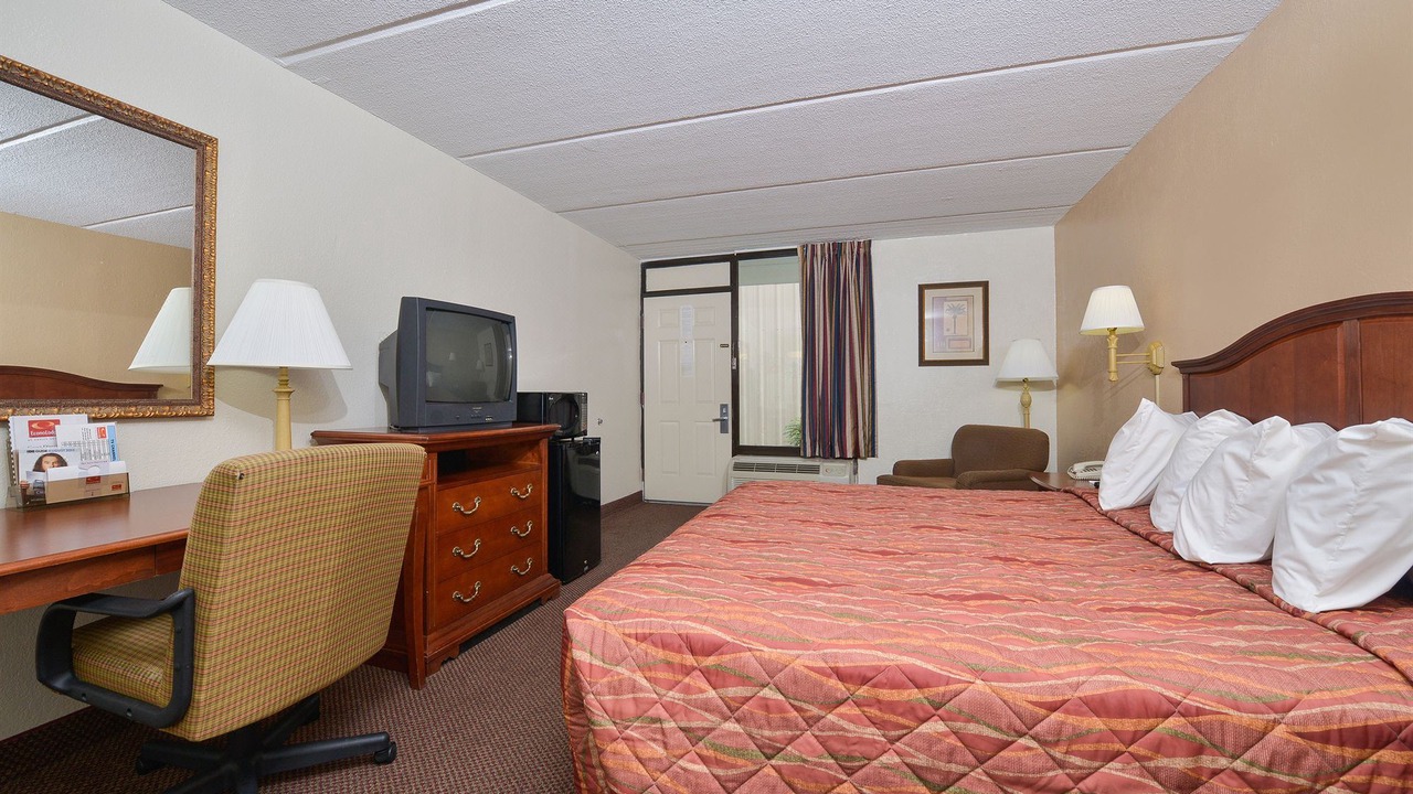 Photo of Bedroom in Savannah