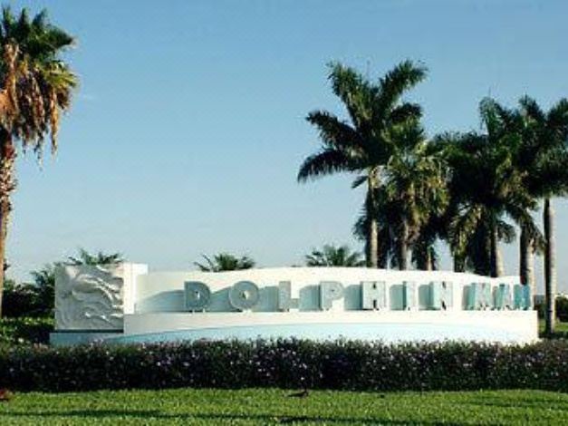 Photo of Buildings in Ludlam