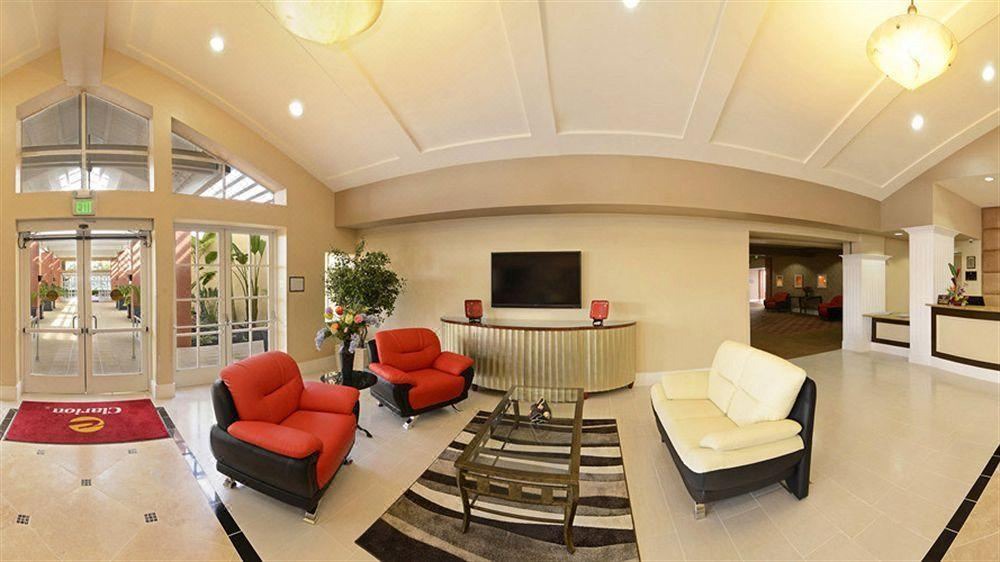 Photo of Livingroom in Concord