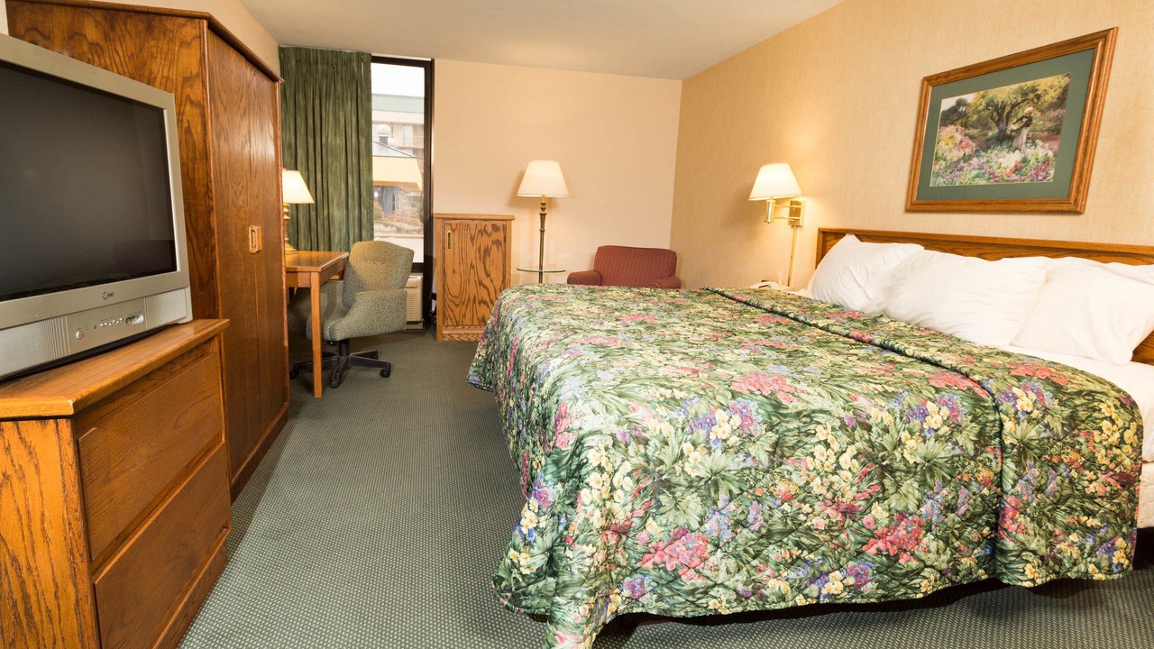 Photo of Bedroom in Fenton