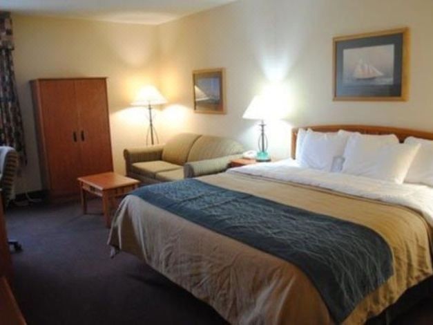 Photo of Bedroom in Mystic