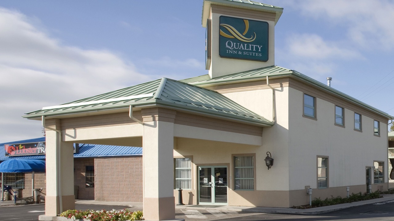 Photo of Buildings in Gananoque
