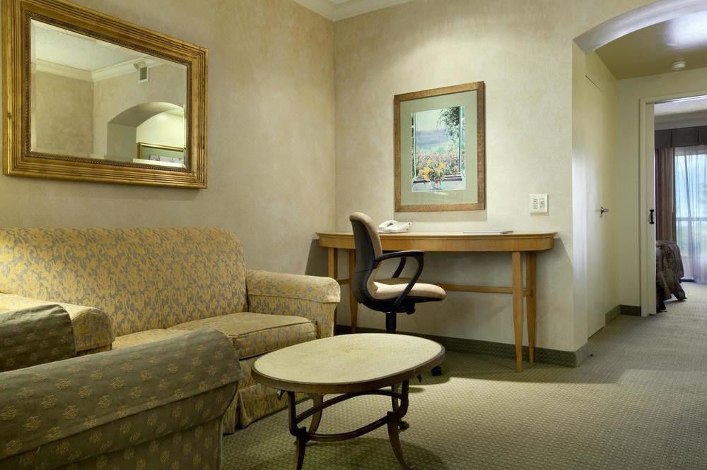 Photo of Livingroom in Boca Raton