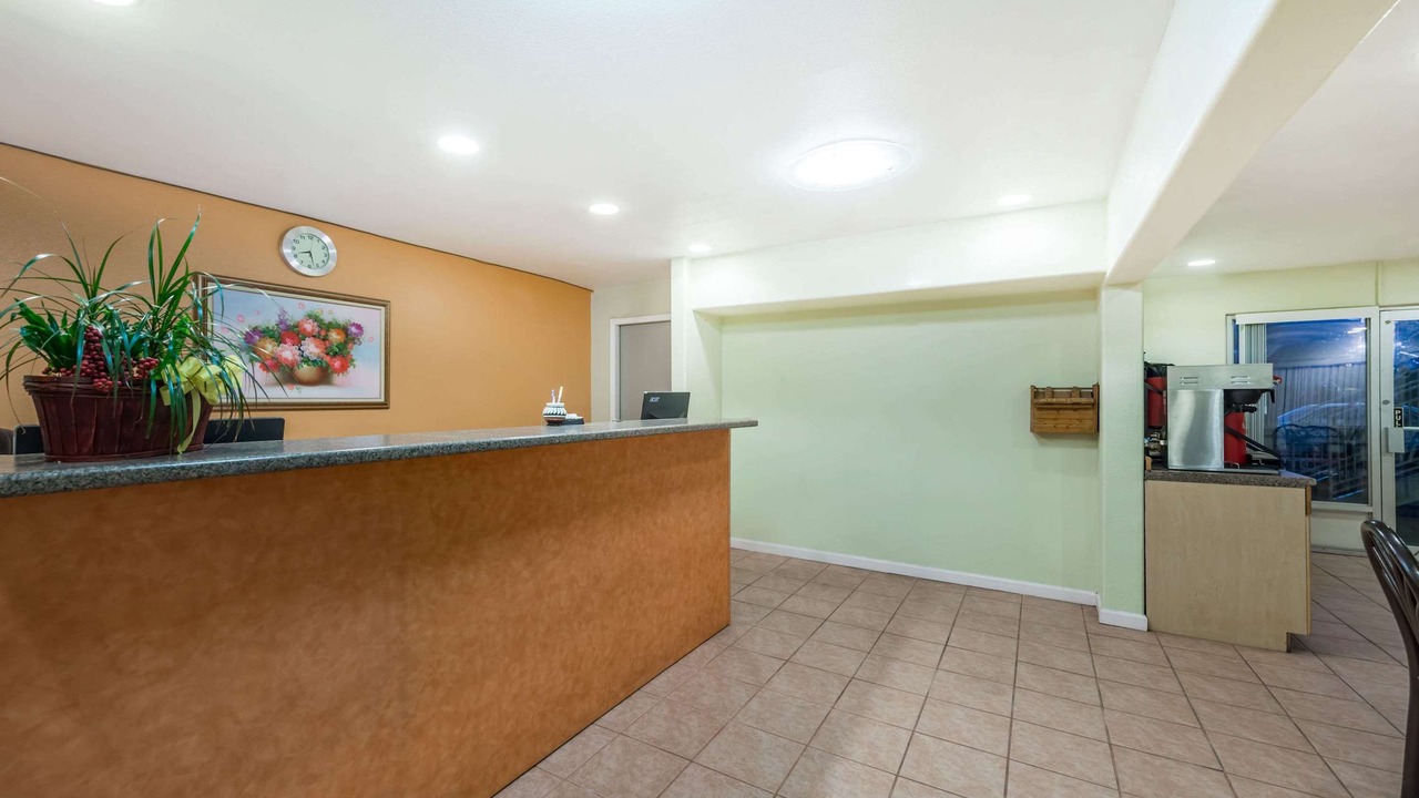 Photo of Livingroom in Polvadera
