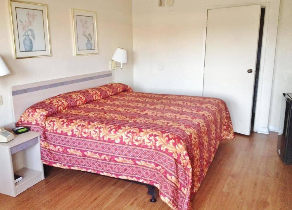 Photo of Bedroom in Giddings