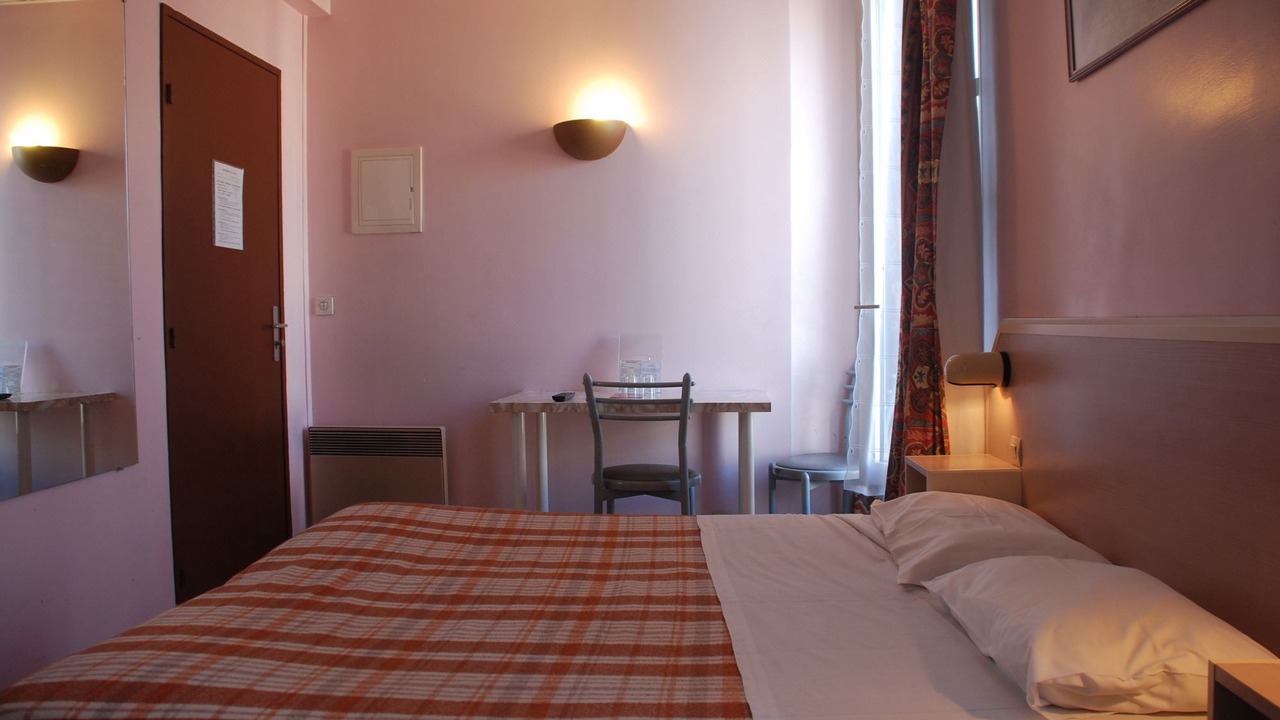 Photo of Bedroom in Malakoff