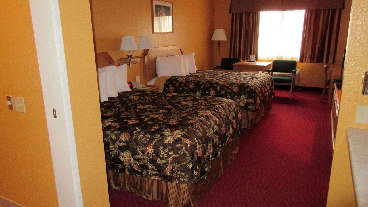 Photo of Bedroom in Clinton