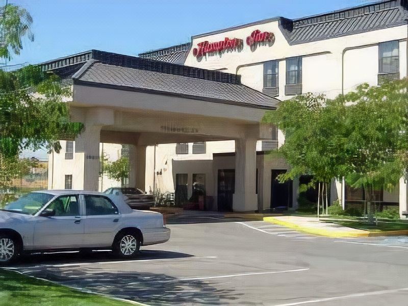 Photo of Buildings in Tracy