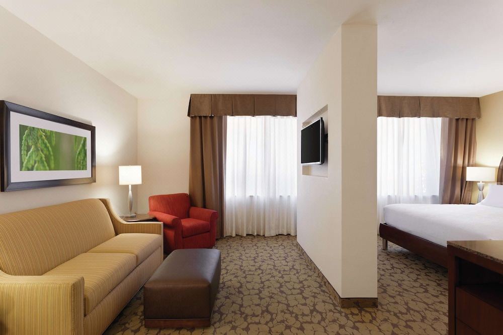 Photo of Livingroom in Central Business District