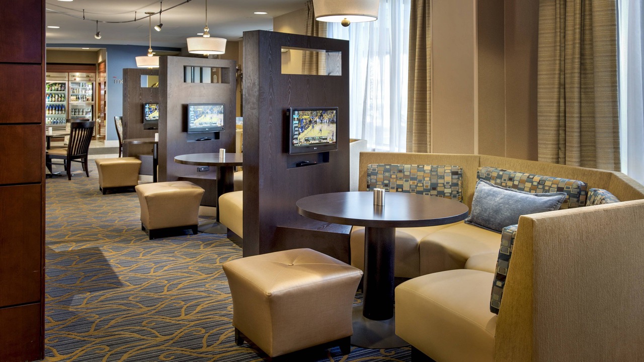 Photo of Livingroom in Saratoga Springs