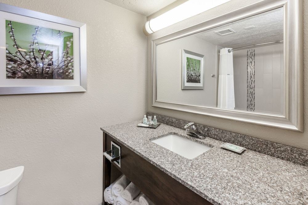 Photo of Bathroom in Central Oklahoma City