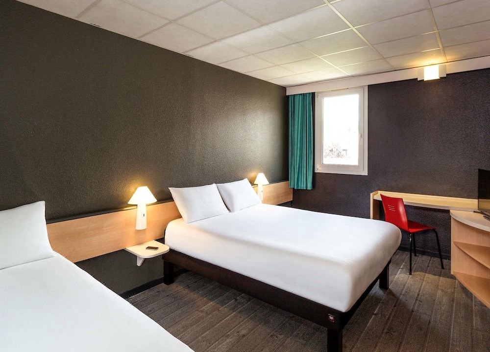 Photo of Bedroom in Lannion