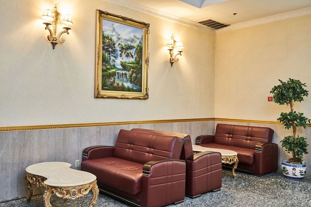 Photo of Livingroom in Flushing Chinatown