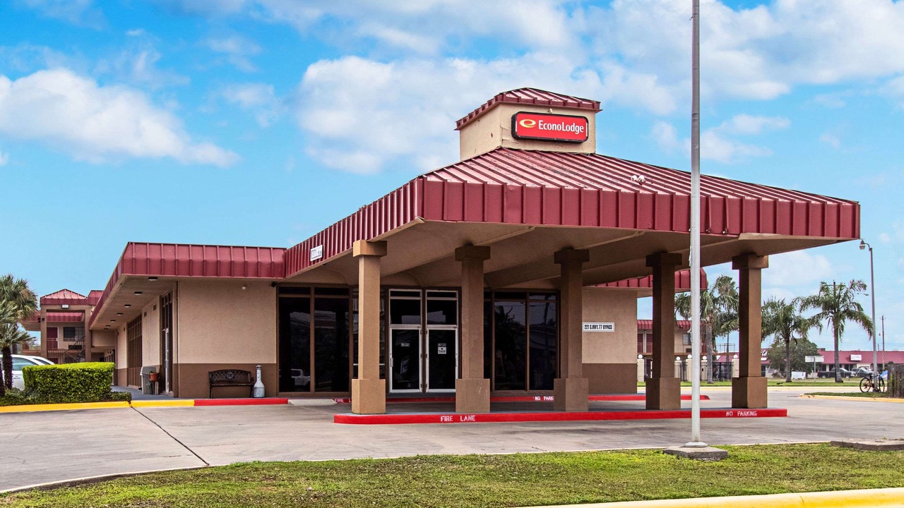 Photo of Buildings in Kingsville