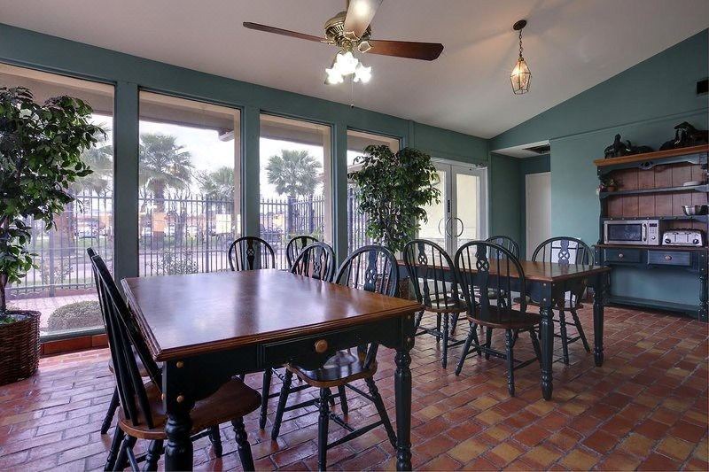 Photo of Livingroom in Angleton