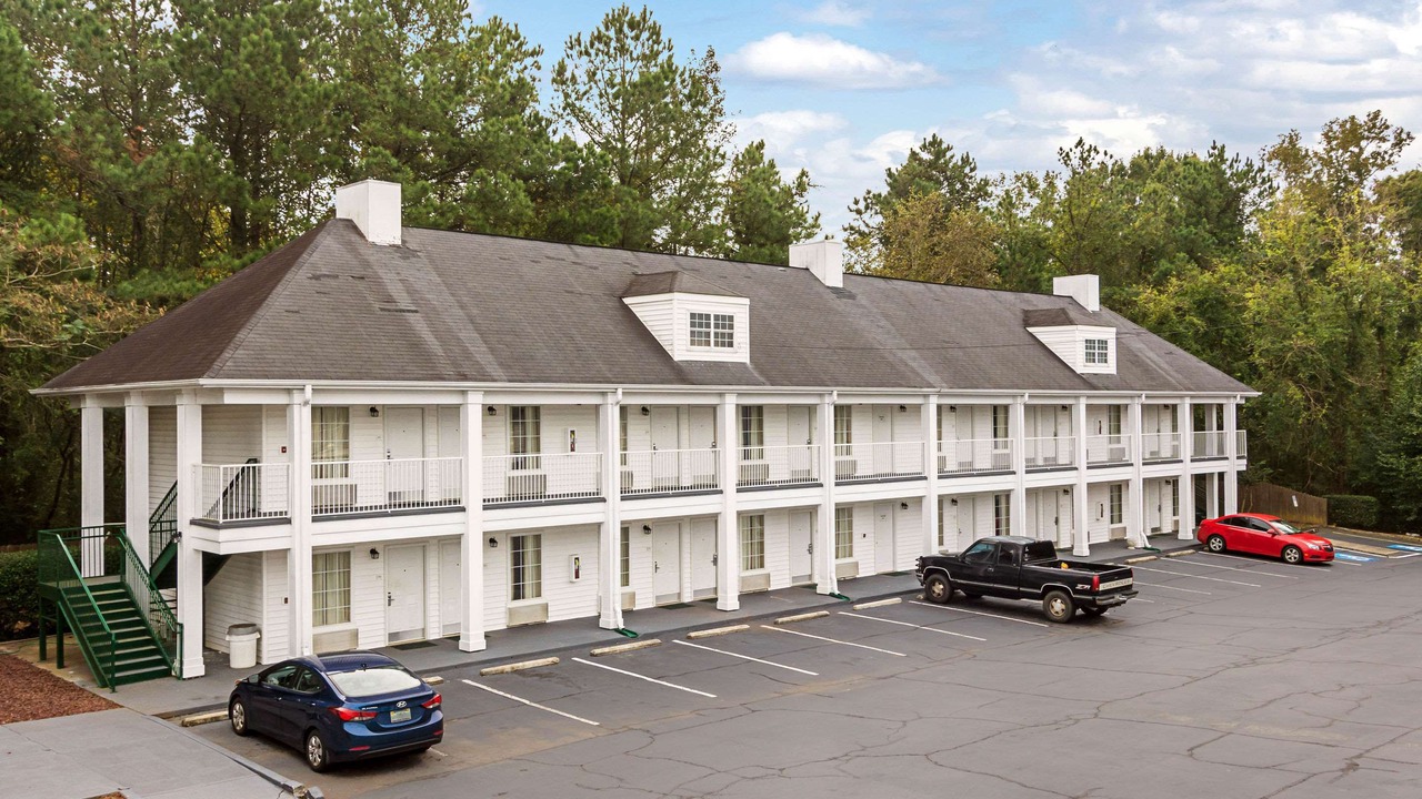 Photo of Buildings in Thomaston
