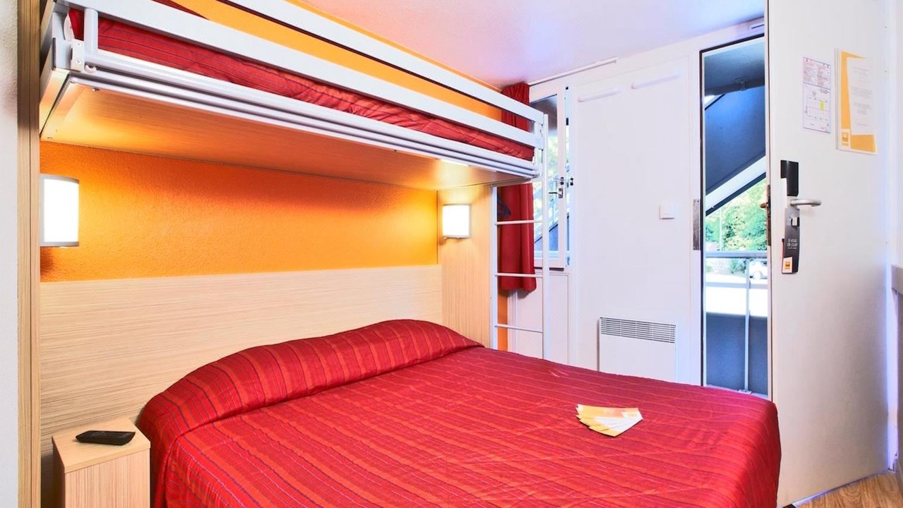 Photo of Bedroom in Beauvais