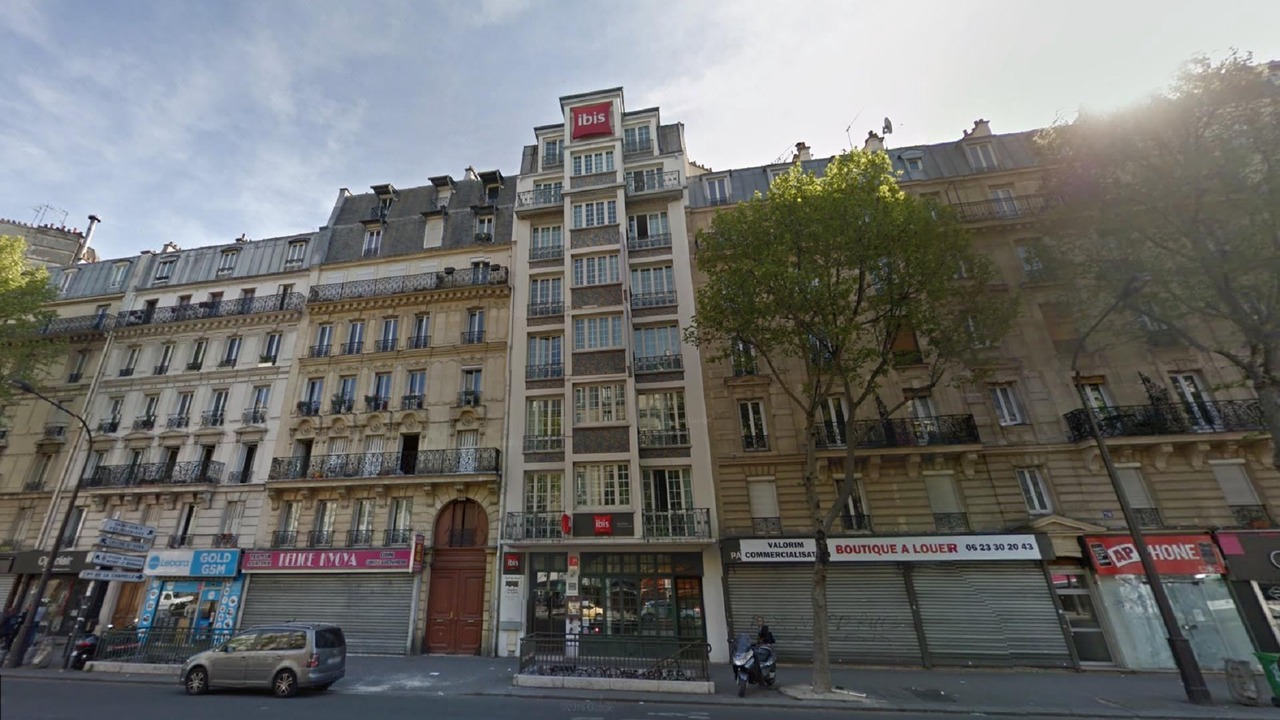 Photo of Buildings in 18th Arrondissement