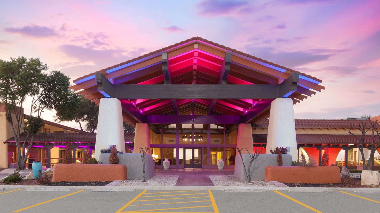 Photo of Buildings in Uvalde