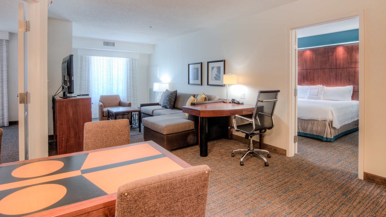 Photo of Livingroom in Chapel Hill