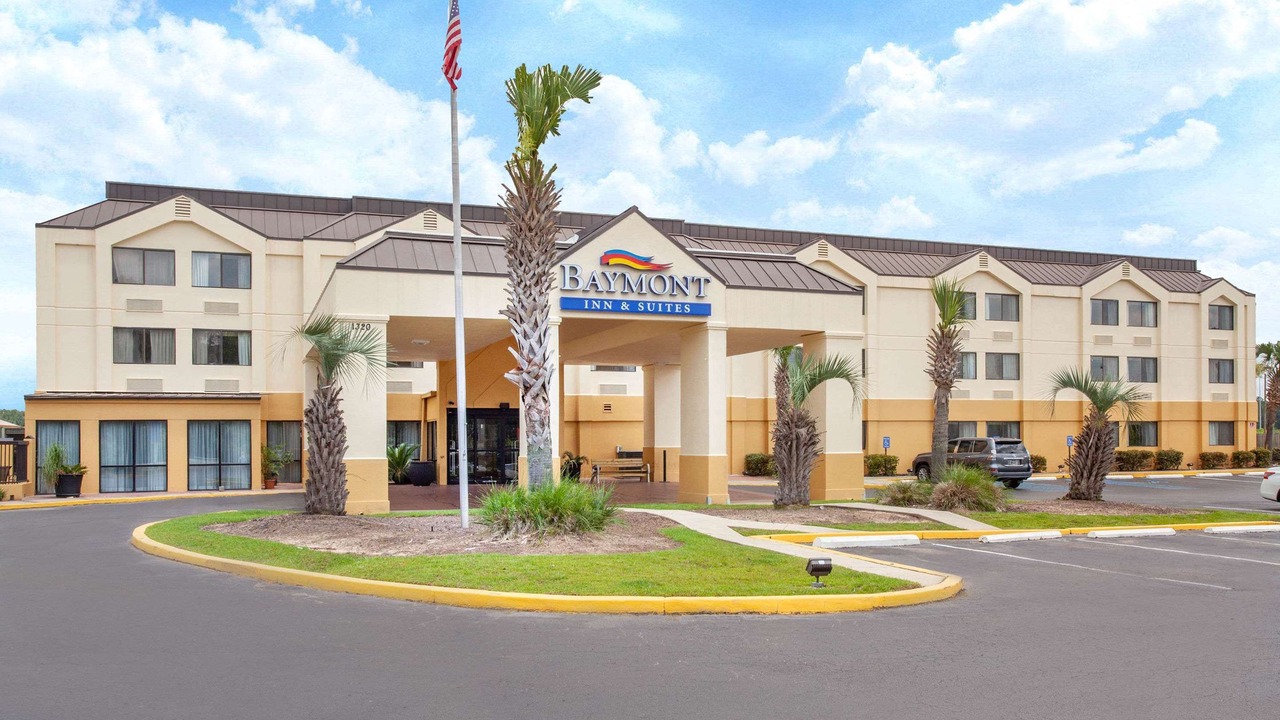 Photo of Buildings in Saraland
