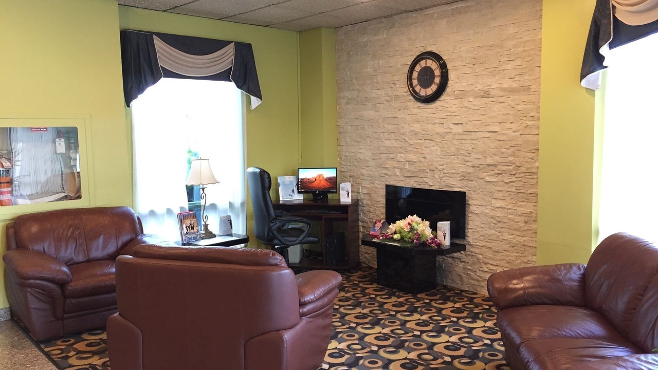 Photo of Livingroom in Sainte-Helene-de-Bagot