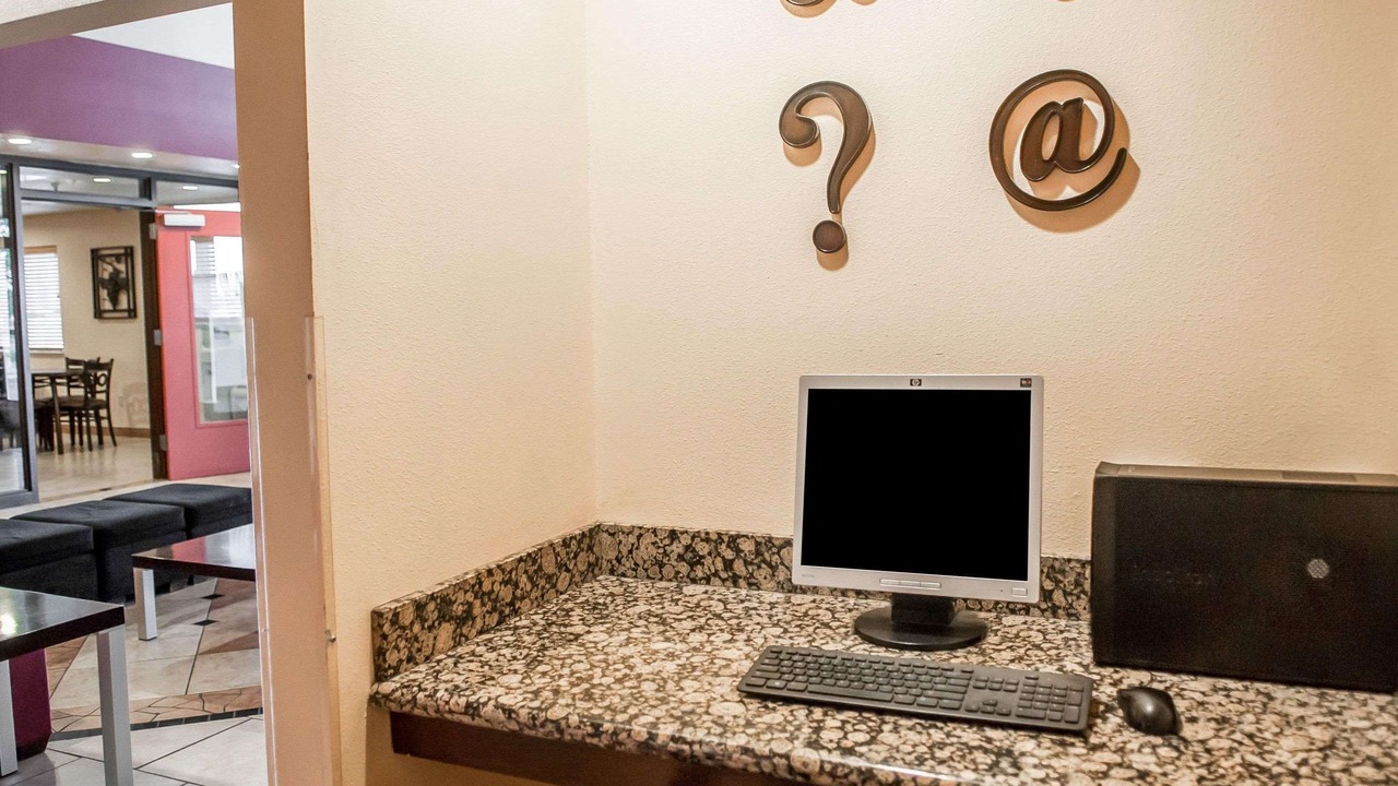 Photo of Livingroom in Rio Rancho