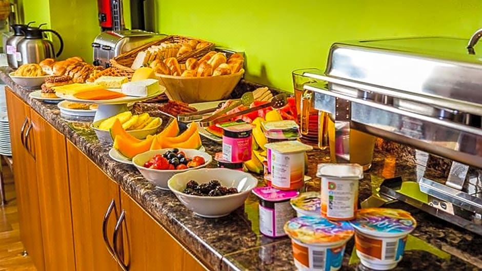 Photo of Others in Shadwell