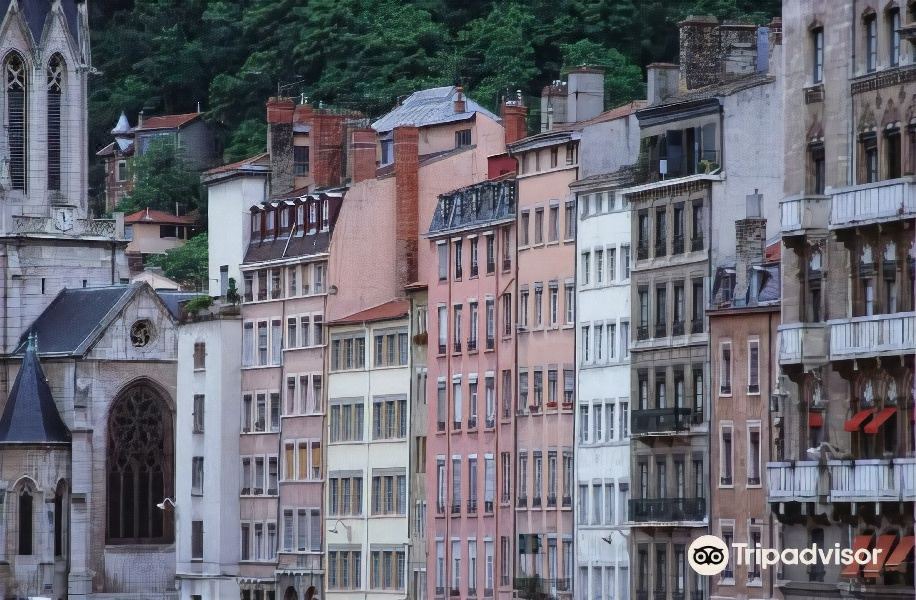 Photo of Buildings in 2nd Arrondissement