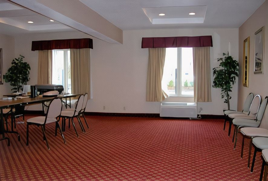 Photo of Livingroom in Seekonk