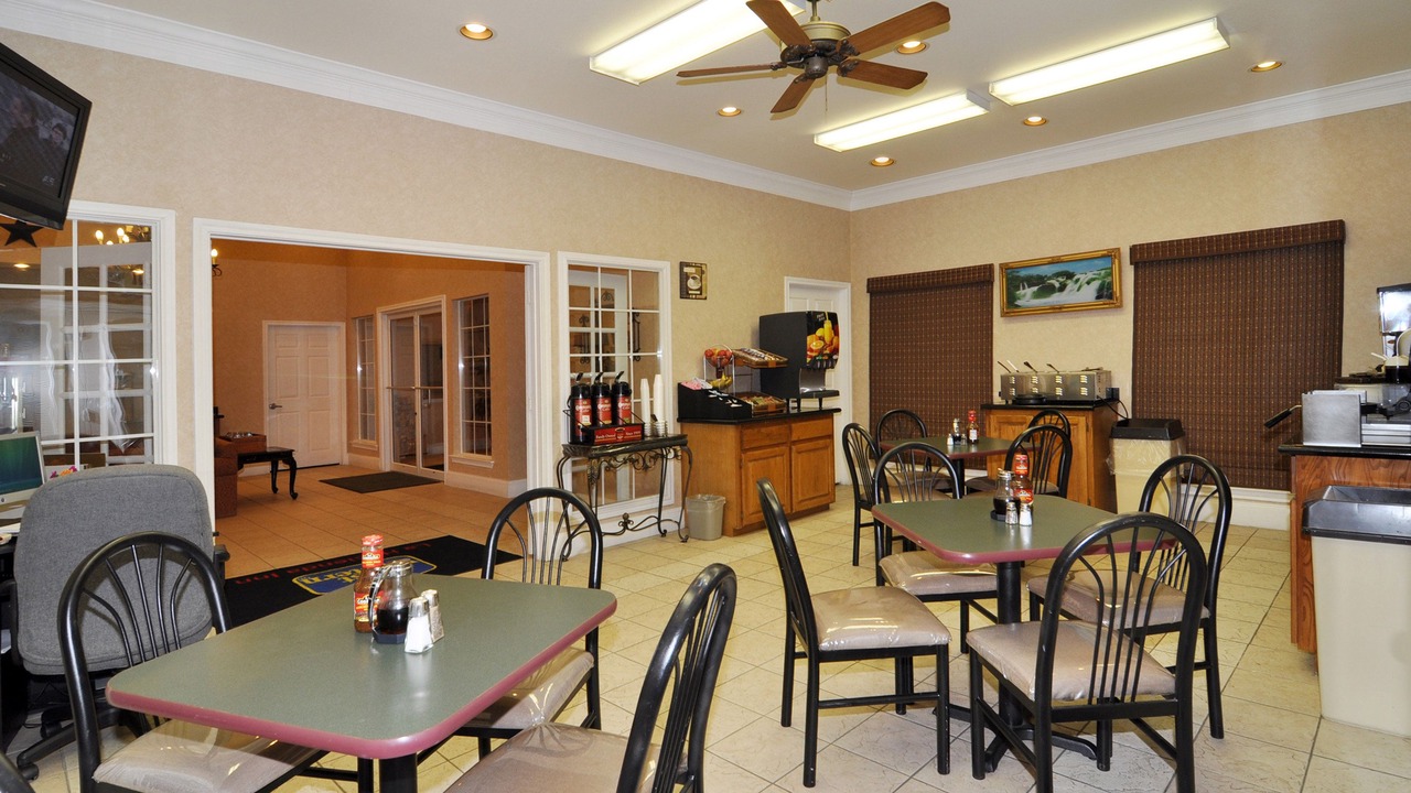 Photo of Livingroom in Kaufman