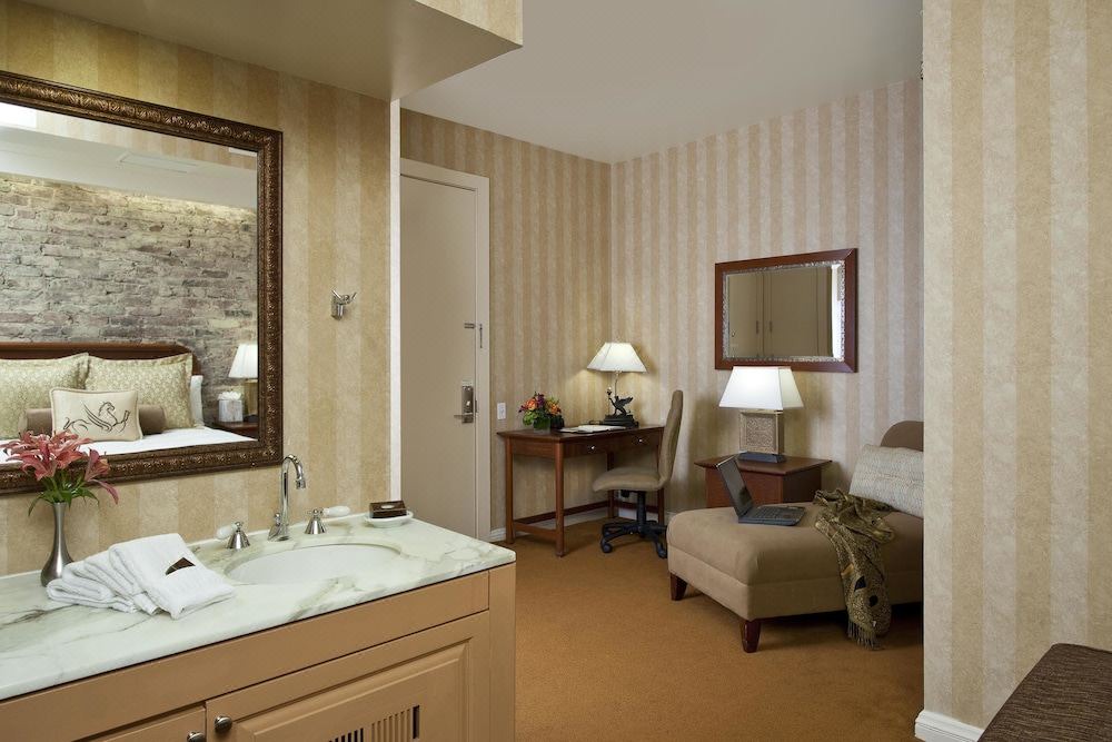 Photo of Others in South Beach