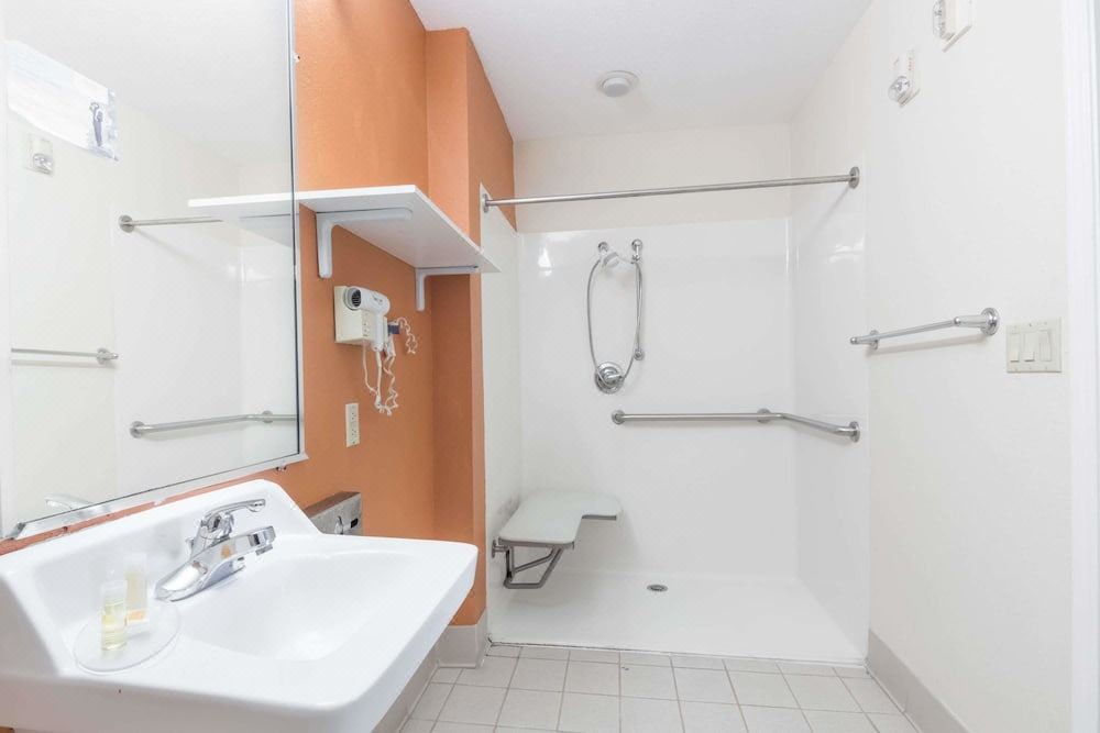 Photo of Bathroom in Winnie