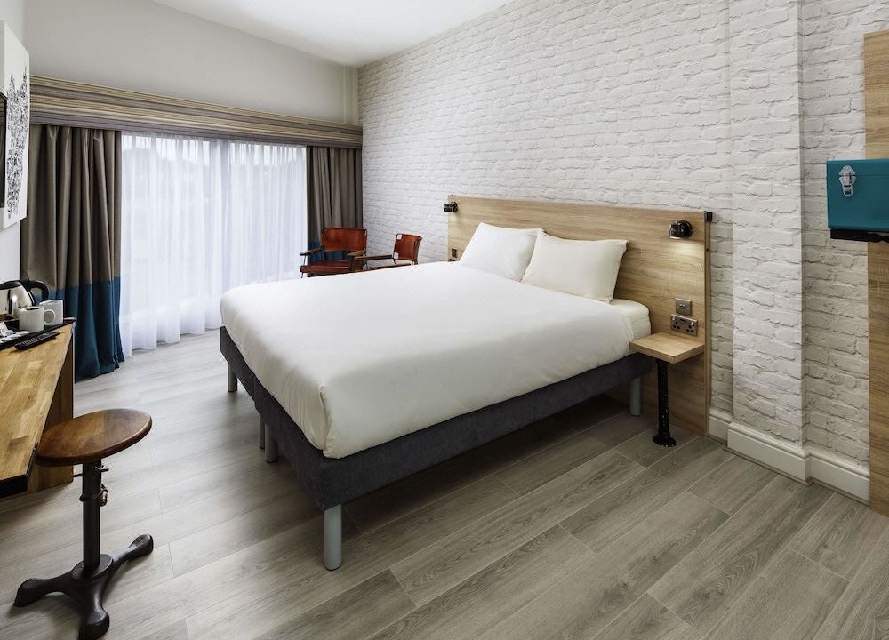 Photo of Bedroom in Oldbury