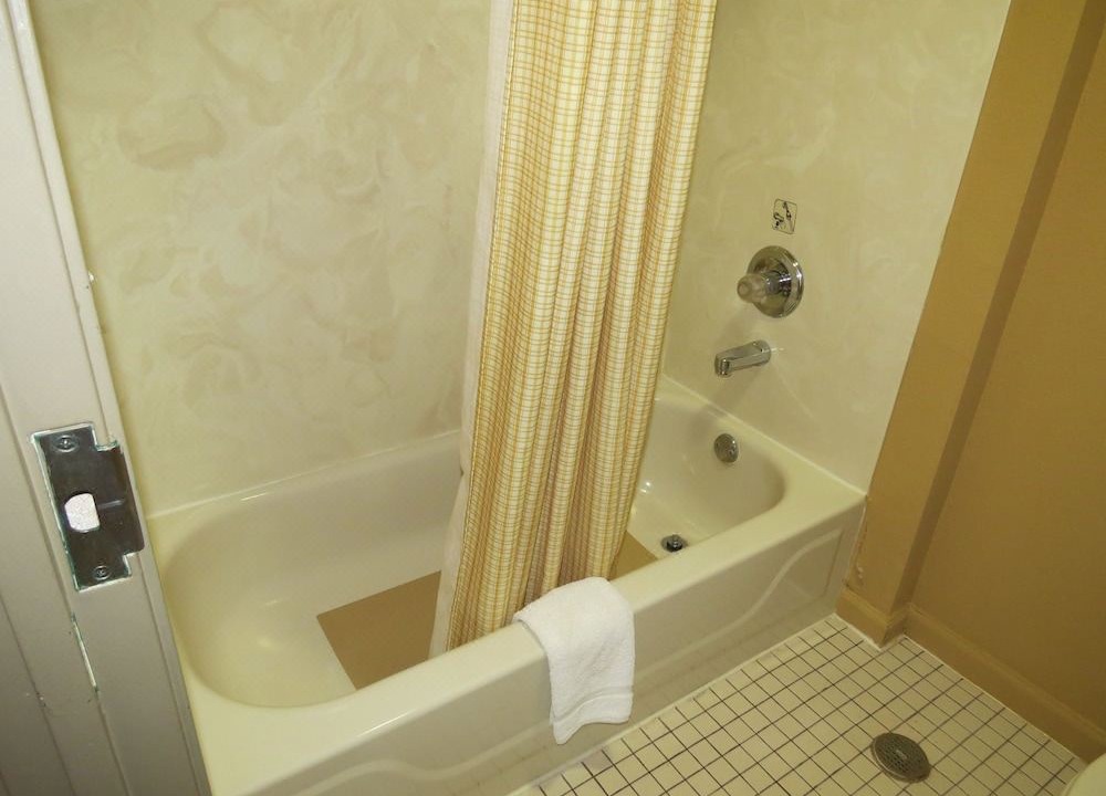 Photo of Bathroom in Caseyville