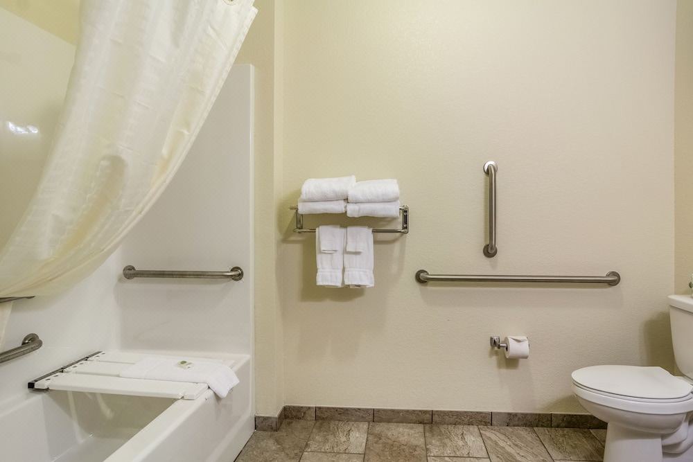 Photo of Bathroom in Fairfield Bay