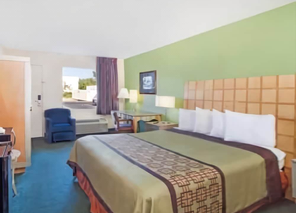 Photo of Bedroom in Greeneville