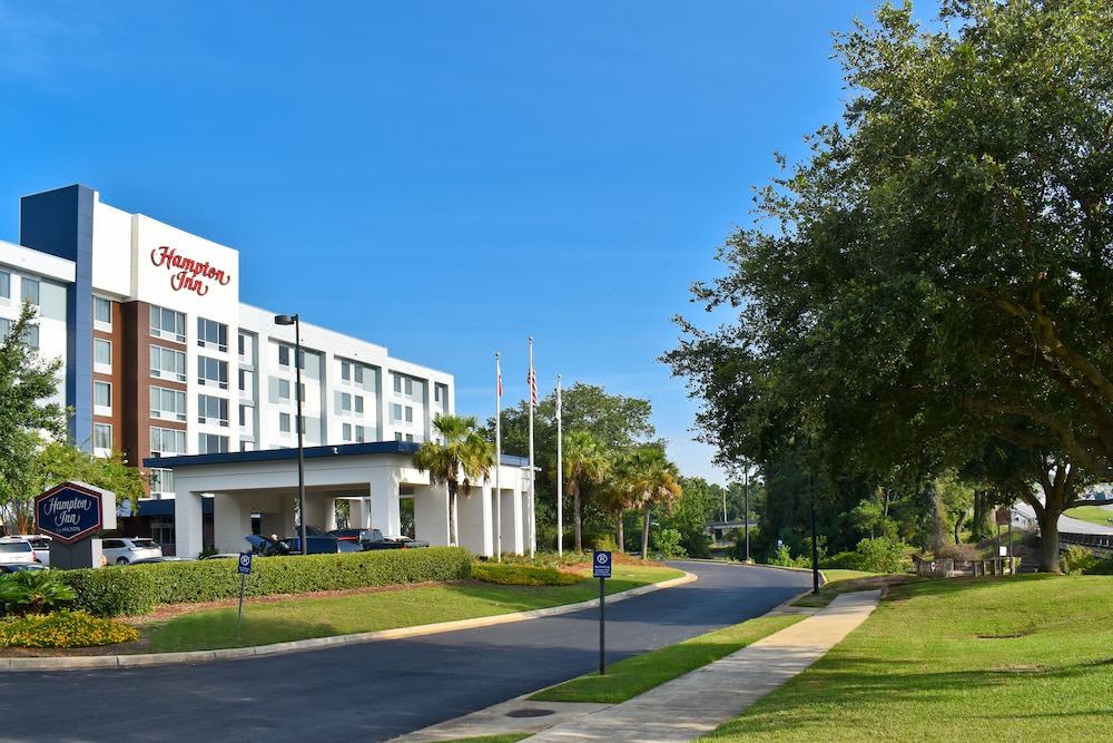 Photo of Buildings in Daphne